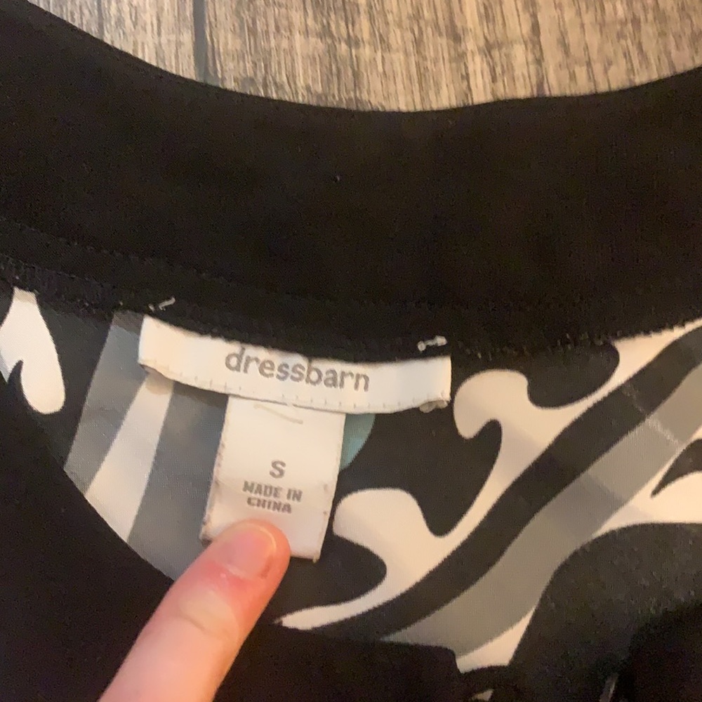 Dress barn Women’s small - Picture 6 of 7
